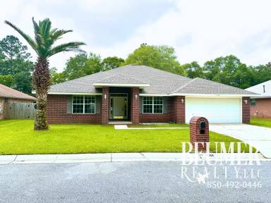 Main picture of 6168 Suntan Cir