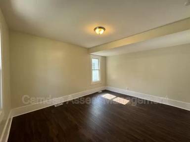 Main picture of 6608 Bartmer Ave