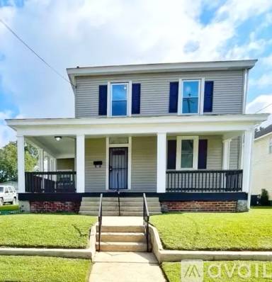 Main picture of 307 Elm St