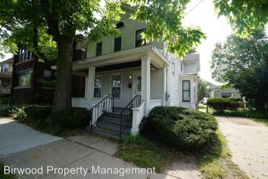 Main picture of 505 E Gorham St