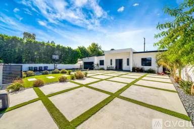 Main picture of 23143 Leonora Dr