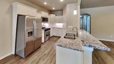 Main picture of 8801 SW 55th St