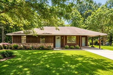 Main picture of 134 Sandy Run Rd