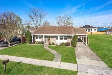 Main picture of 68 Packenham Ave