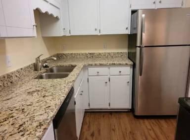Main picture of 1808 State St