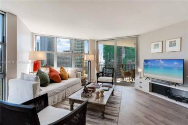 Main picture of Brickell Place Condo