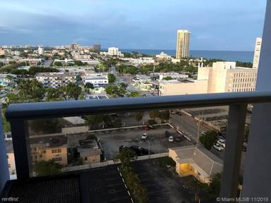 Main picture of Blu of North Beach