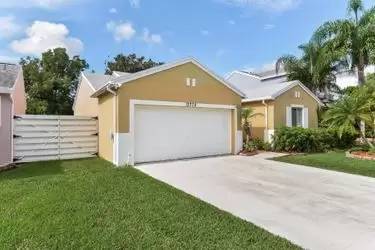 Main picture of 13778 SW 145th St