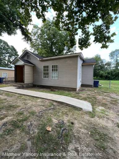 Main picture of 3600 Armour Ave
