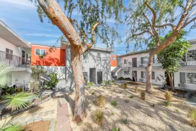 Main picture of 1655 W Malvern Ave