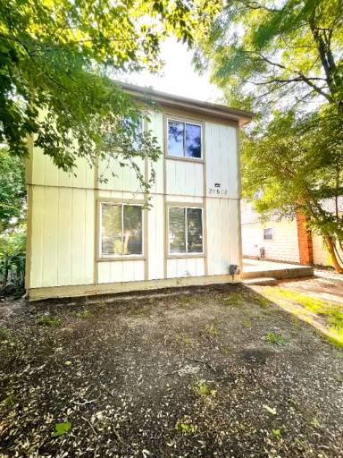 Main picture of 21512 Ontaga St