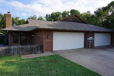 Main picture of 785 Kingsgate Rd