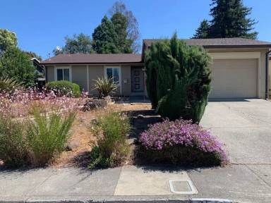 Main picture of 7546 Bobbie Way