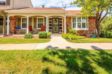 Main picture of 2851 E Geddes Pl