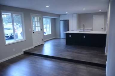Main picture of 4726 196th Pl NE