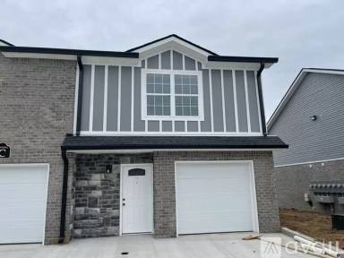 Main picture of 374 Ryder Ave