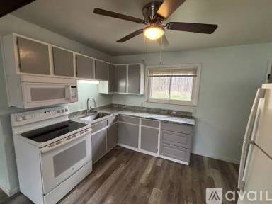 Main picture of 16169 Crest Dr