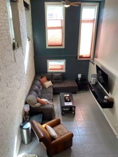 Main picture of 100 N Belnord Ave