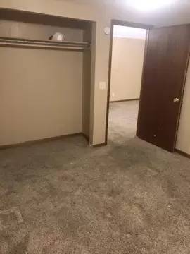 Main picture of 109 W Elk St