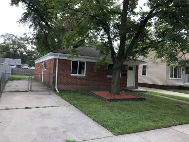 Main picture of 18712 Glenmore