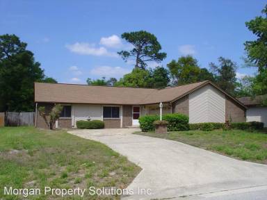 Main picture of 2709 Oak Dr