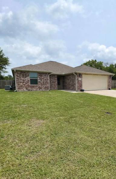 Main picture of 5870 Sunbird Ln