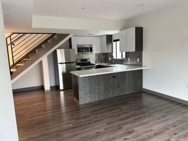 Main picture of 178 N Alexandria Ave