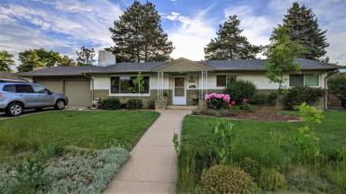 Main picture of 2441 Mathews St