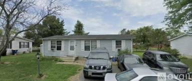 Main picture of 7 Primrose Dr E