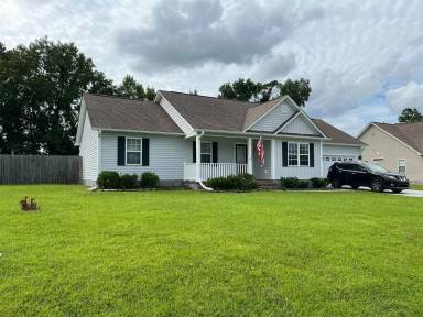 Main picture of 141 Louie Ln