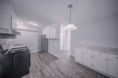 Main picture of 2870 Personality Pkwy SW