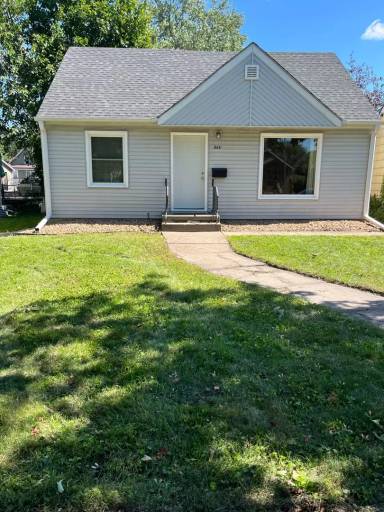 Main picture of 868 20th Ave SE