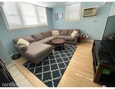 Main picture of 147 Babcock St