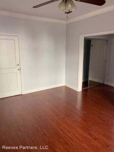 Main picture of 260 S Reeves Dr