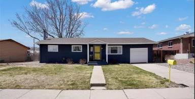 Main picture of 3606 Pembroke St