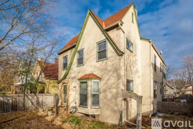 Main picture of 3845 Nicollet Ave