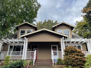 Main picture of 3923 N Borthwick Ave