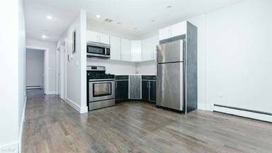 Main picture of 823 Madison St