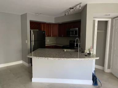 Main picture of 3440 Pinewalk Dr N