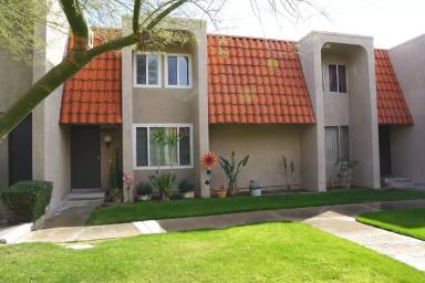Main picture of 266 E Via Escuela