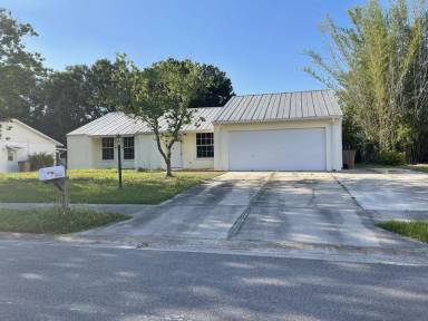 Main picture of 15836 Key Grass Ln