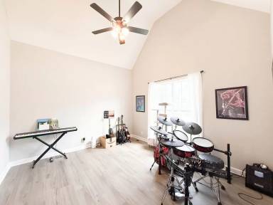 Main picture of 1597 Malone Way