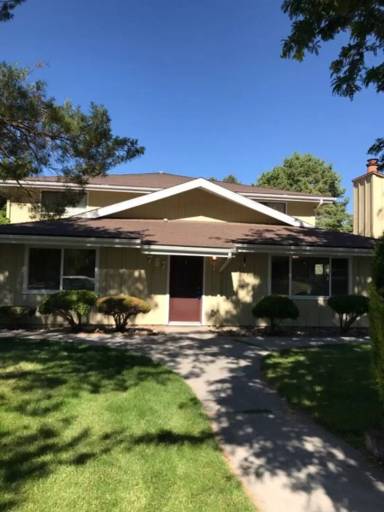 Main picture of 787 Meadows Dr