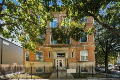 Main picture of 4602 S Indiana Ave