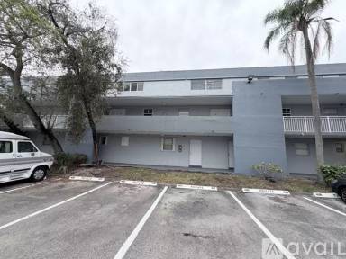 Main picture of 9365 Fontainebleau Blvd