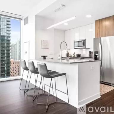 Main picture of 400 N Wells St