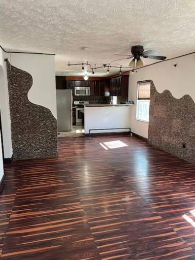 Main picture of 3811 Bales Ave