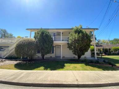 Main picture of 15 Brasero Ln