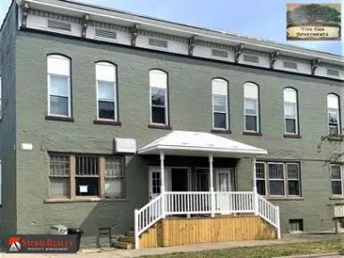 Main picture of 502 1/2 S 5th St