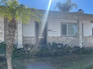 Main picture of 7712 Botany St